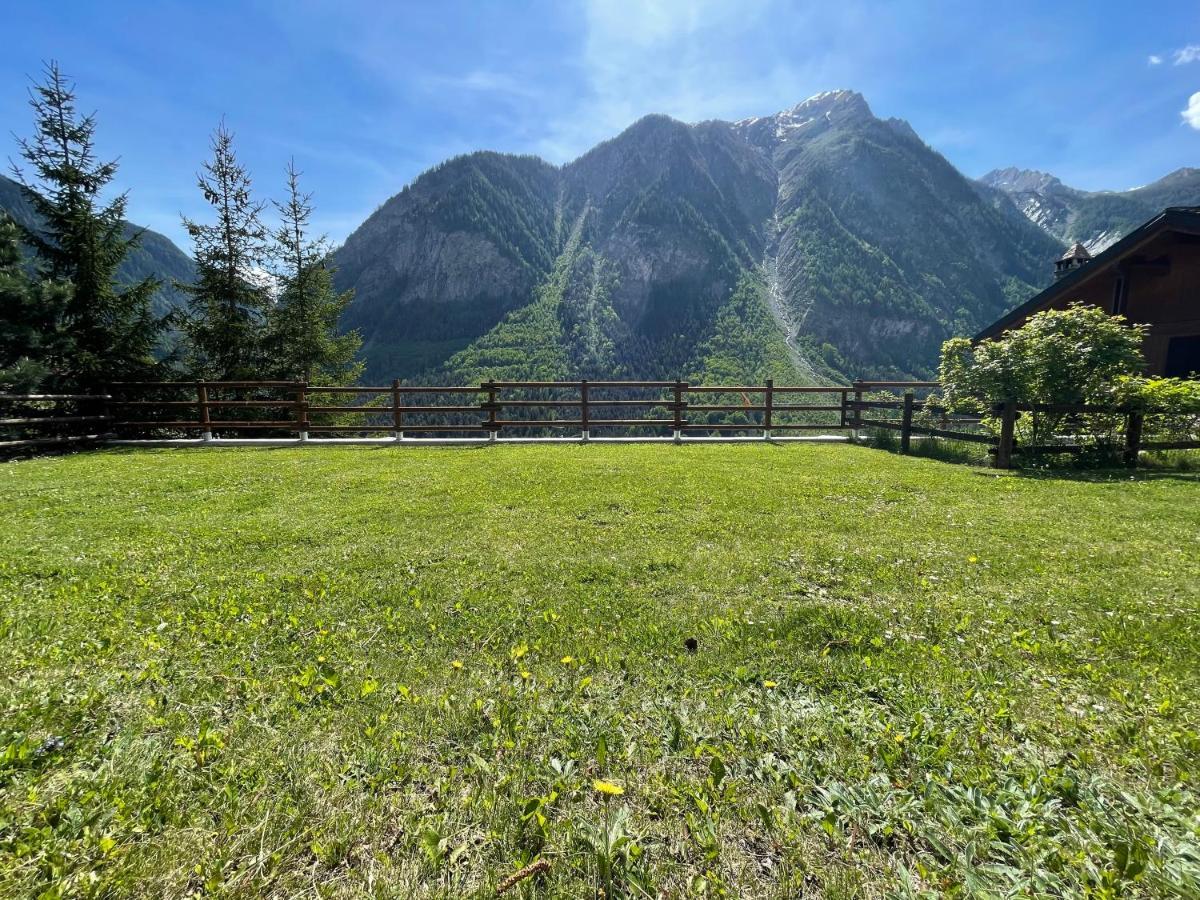 Courmayeur~Navetta Gratuita Per Il Centro+Impianti 외부 사진