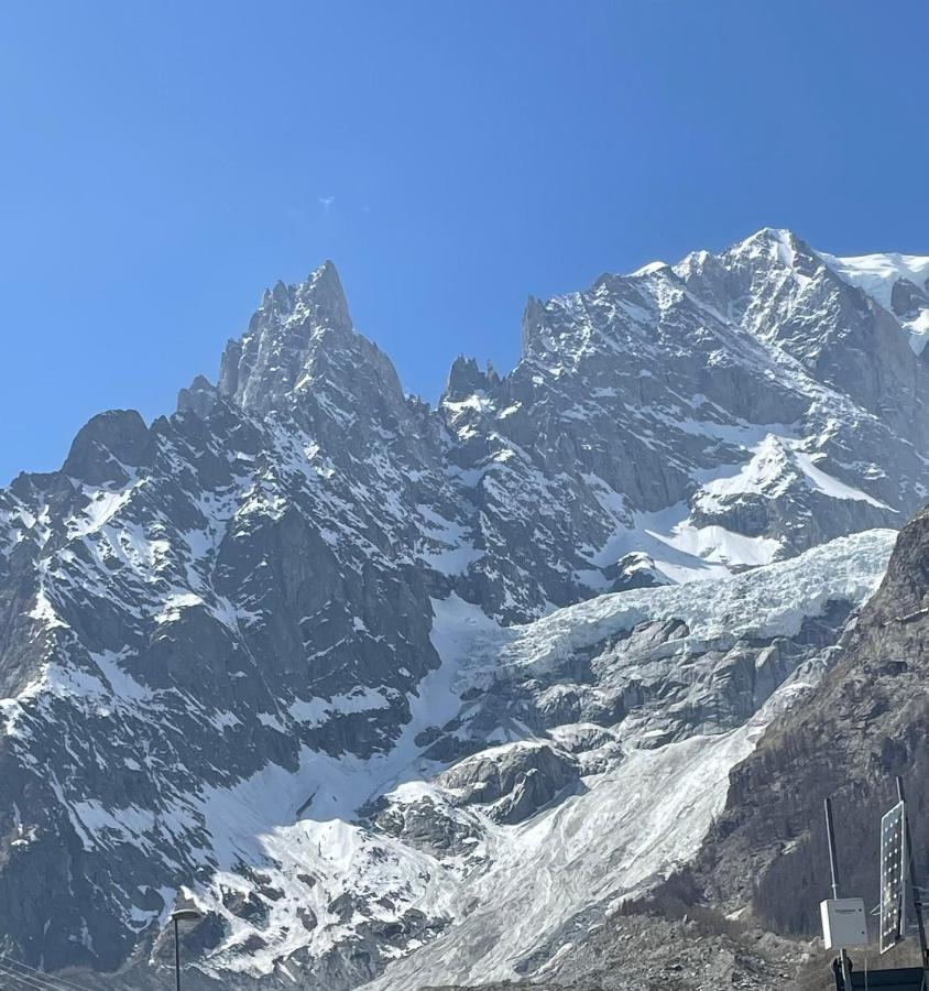 Courmayeur~Navetta Gratuita Per Il Centro+Impianti 외부 사진